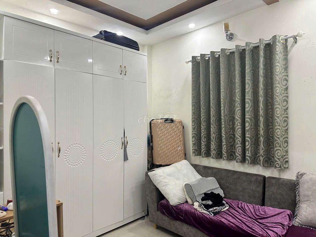 HXH 12m  nhà mới nguyên căn 3.5 lầu mới nội thất sẵn