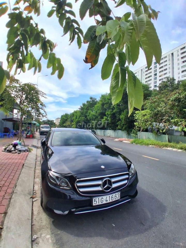nhà phố 3.5 lầu HXH .SHR ngay võ văn kiệt 