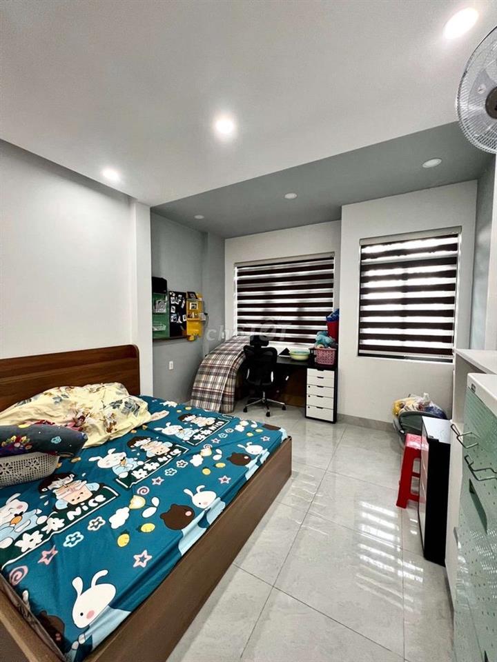 NHÀ NỞ HẬU 8M NGAY KHU TÊN LỬA DT 86M2 CHỈ 9TY2 