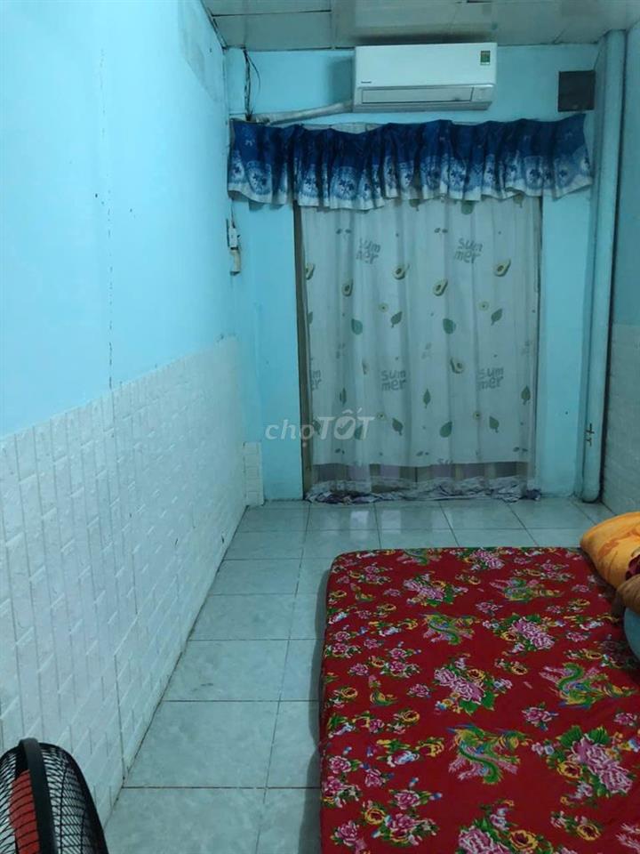 Bán nhà khu vực an ninh, gần BV BT, UBND, trường mầm non, Cấp 1,2,3. 