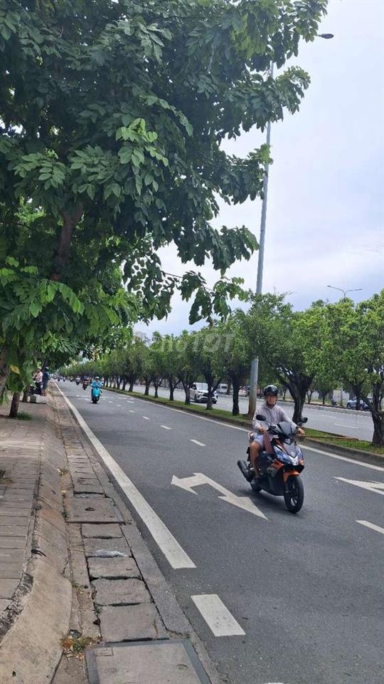 cho thuê góc mặt tiền đường Võ Văn Kiệt phường an Lạc 