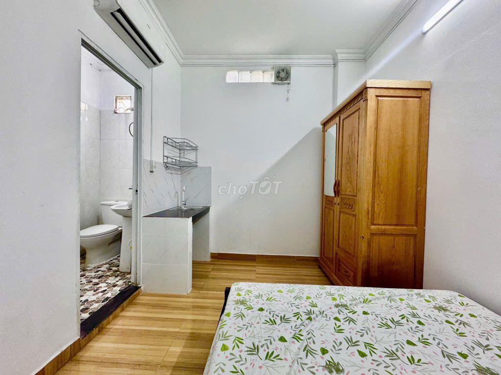 phòng full nội thất