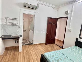 phòng full nội thất