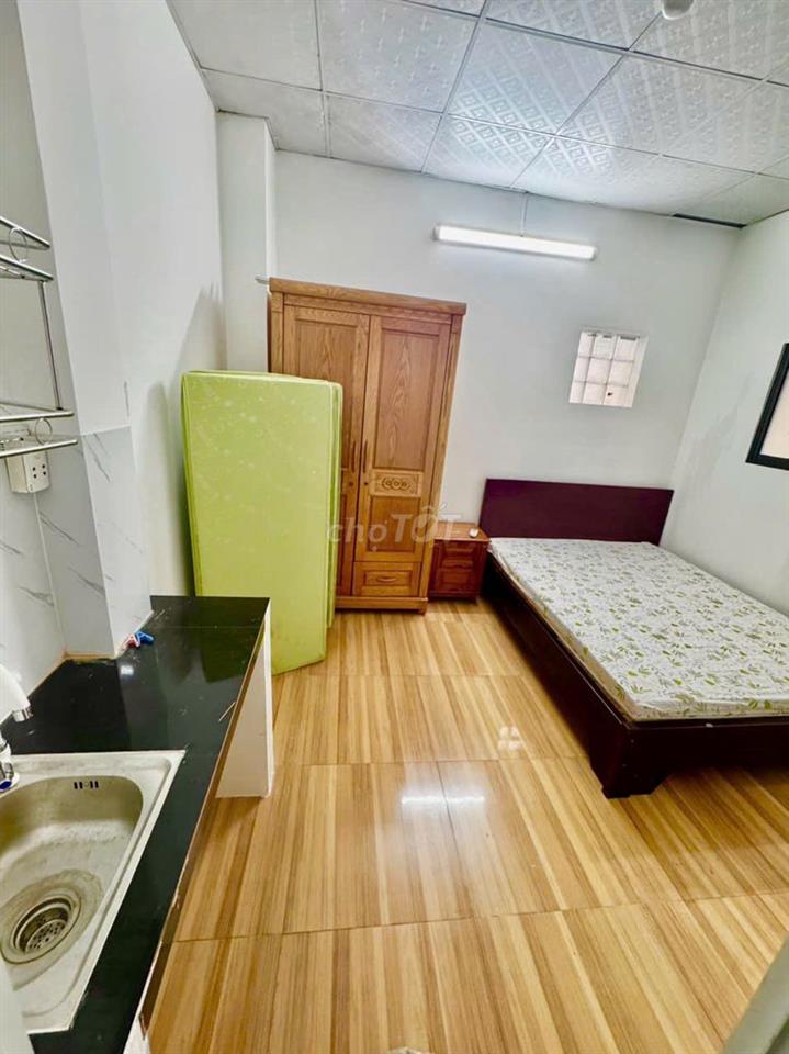 phòng full nội thất