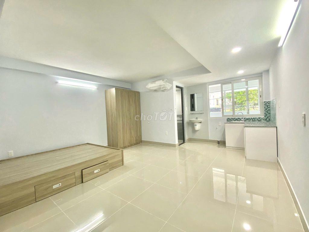 Bán căn hộ dịch vụ,  5 tầng, SHR, giá 9,8 tỷ, Bình Long, TKTQ