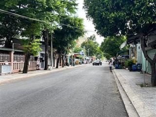 Cần bán đất MT Phan Văn Hớn, SHR, Chính Chủ, giá tốt cho đầu tư.