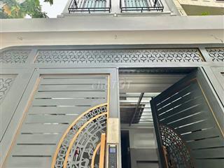 Cần bán căn hộ dịch vụ, 17p, 5 tầng, doanh thu 80tr/tháng, TKTQ