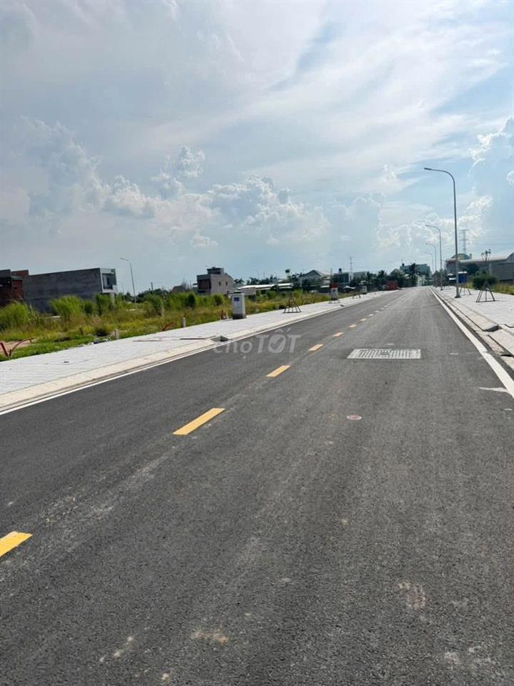 Bán đất MT đường Phan Văn Hớn, Hóc Môn. HCM