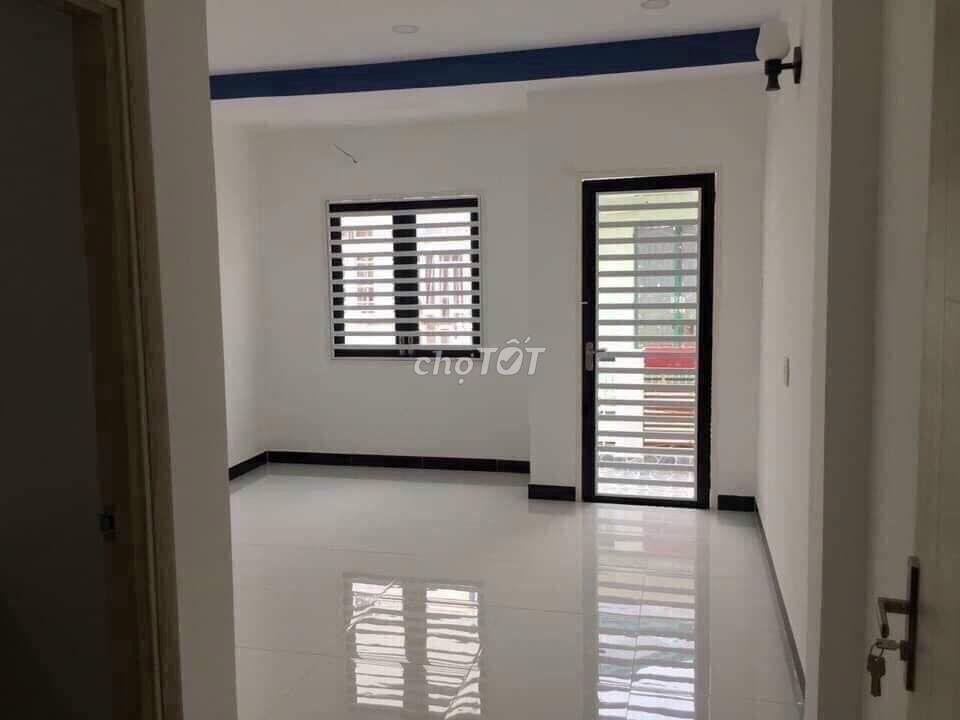 Cho thuê nhà 3 tầng, Mương Lệ, giá 9tr
