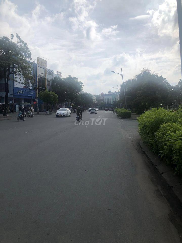 Bán đất thổ cư 100%, giá 2,650 tỷ, SHR, ngân hàng cho vay, Quận BT