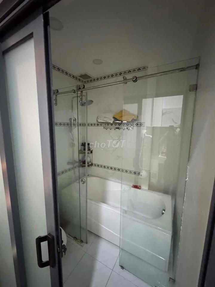 Nhà ngon đường Sinco, ô tô đậu cửa ngày đêm, chủ nhiệt bán