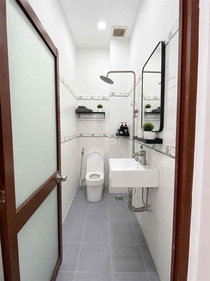 Nhà ngon, hẻm xe tải, giá tốt ☺️
