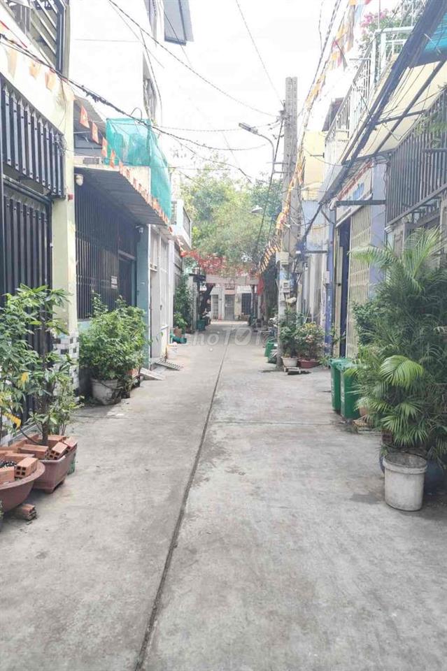Nhà nở hậu tài lộc, tiện xây mới, căn góc k lộ giới👍👍
