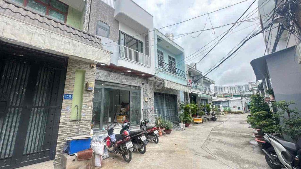 Nhà mới xây, hẻm xe hơi 8m👍👍👍