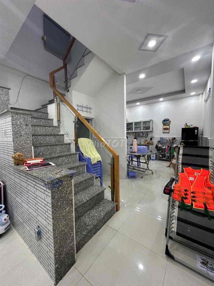 Nhà 3 mặt tiền, tiềm năng tăng giá cao, quá ngon👍👍👍
