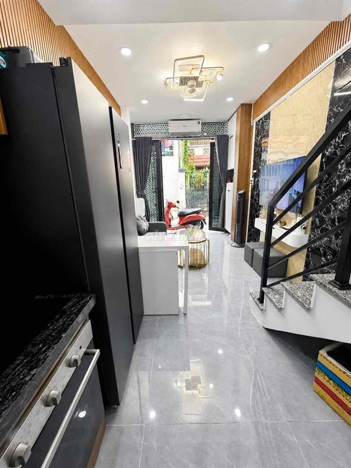 không có căn thứ 2 ngon như vậy, nếu có e bỏ nghề luôn😎