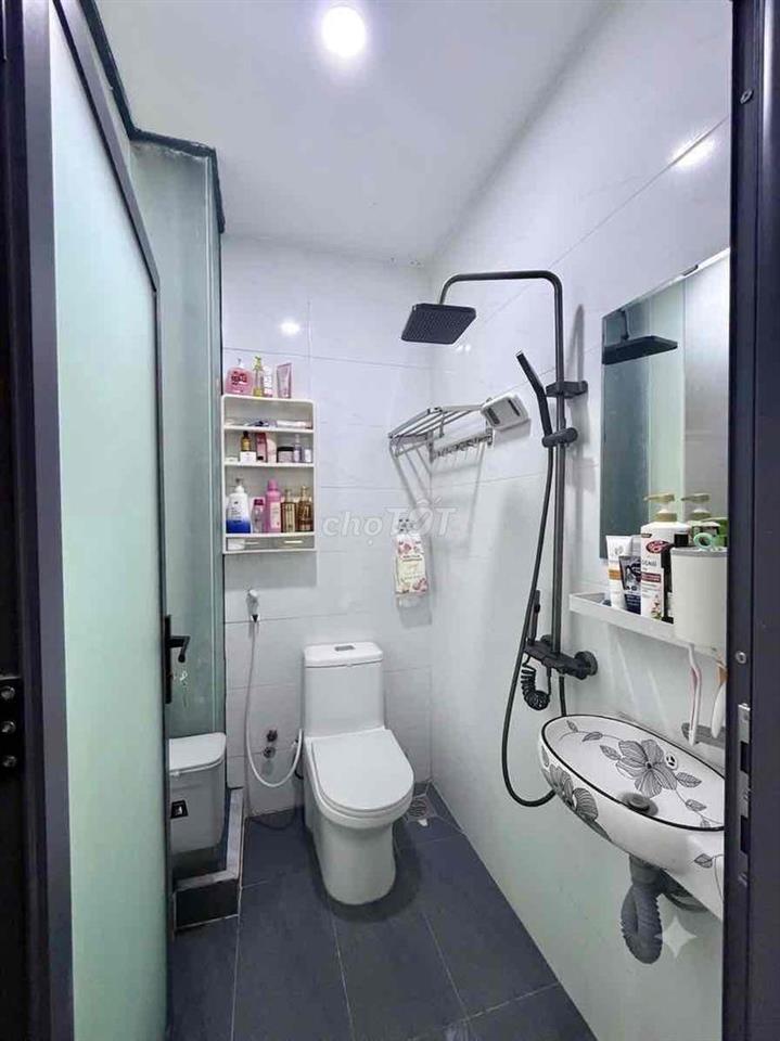 không có căn thứ 2 ngon như vậy, nếu có e bỏ nghề luôn😎