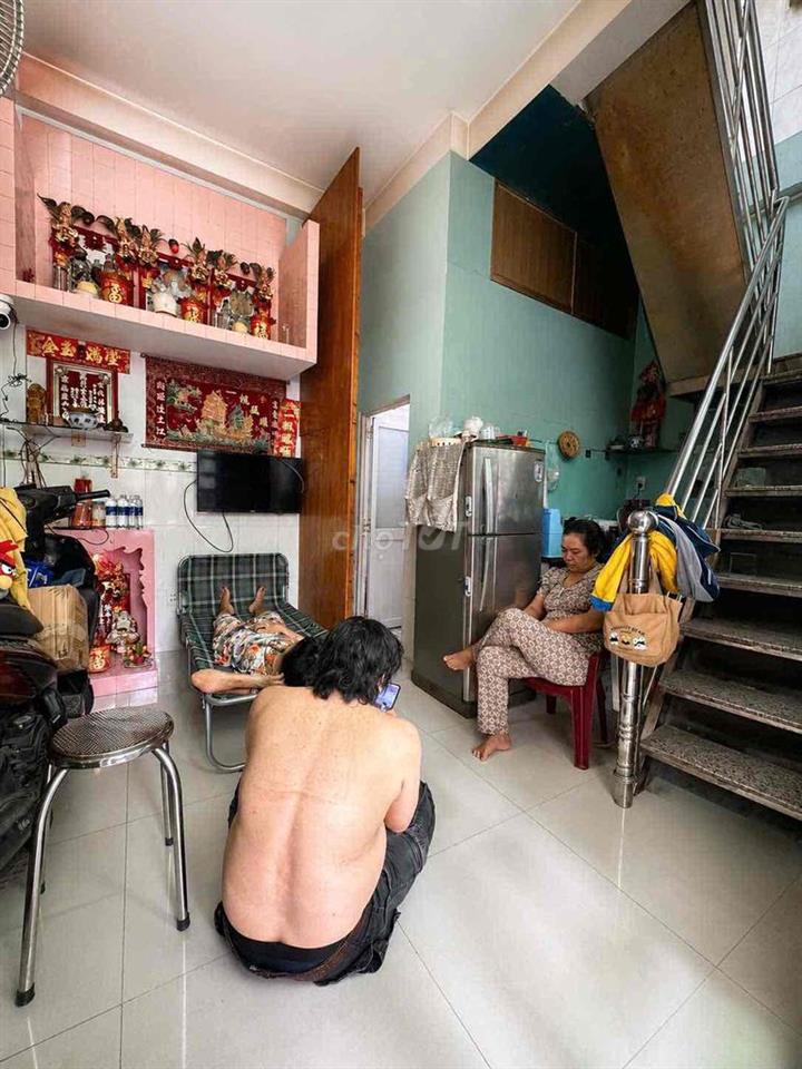 CẦM DƯỚI 3T CÓ NGAY NHÀ Q6! CƠ HỘI CỰC HIẾM - GỌI NHANH MỚI KỊP!!!!!!!
