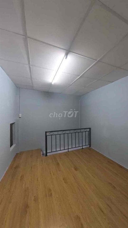 Không có căn thứ 2. Cung đường Tùng Thiện Vương cực hiếm nhà bán.