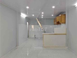 Không có căn thứ 2. Cung đường Tùng Thiện Vương cực hiếm nhà bán.