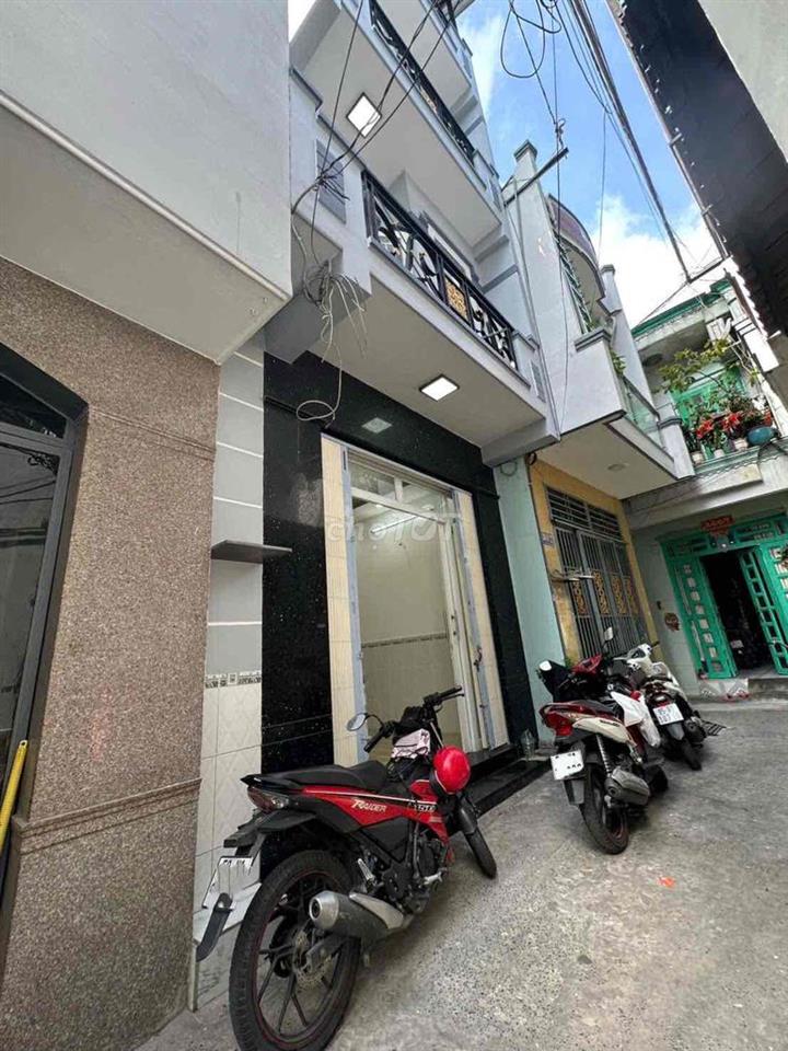 🆘 Nhanh mới kịp! 4T mấy mà 5PN , 4 Tầng Đúc BTCT thì thật sự rất hiếm!