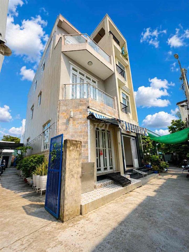 🌹SIÊU PHẨM HIẾM CÓ QUẬN 6 - KẾT CẤU 3 TẦNG BTCT - VÀI BƯỚC RA MẶT TIỀN
