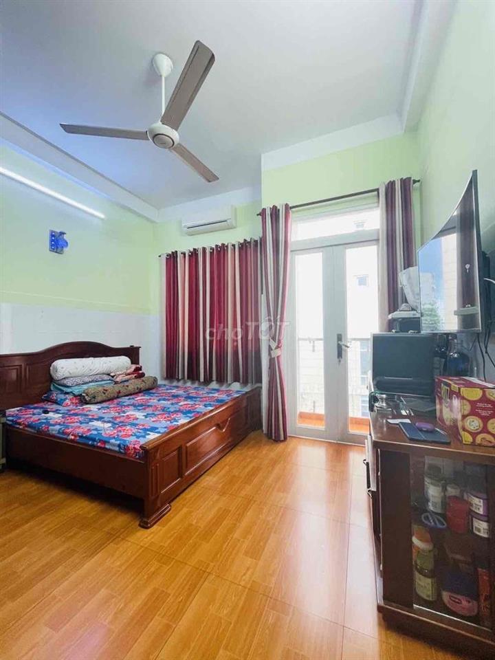 🆘 DƯỚI 9T Ở TÂN PHÚ MÀ CÓ THANG MÁY 420Kg - KIẾM ĐÂU RA CĂN THỨ HAI!!!