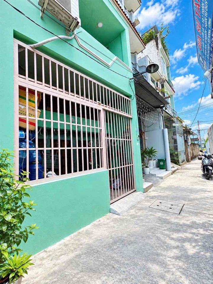Cơ hội cho anh chị tài chính thấp mua dc nhà dt rộng , view cực xịn!!!