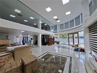 🔥💯TÒA NHÀ MỚI XÂY TÊN LỬA 12x22m 5 tầng💥THANG MÁY OTO CHỤC CHIẾC