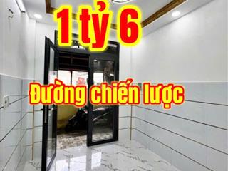 Cần bán nhà ở Chiến Lược 2 lầu, 2 phòng ngủ, 2 wc