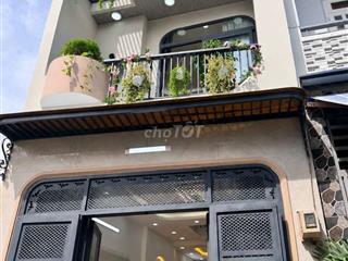 Nhà đường CHIẾN LƯỢC 3x10M đúc 2PN hẻm thông 3.6 tỷ
