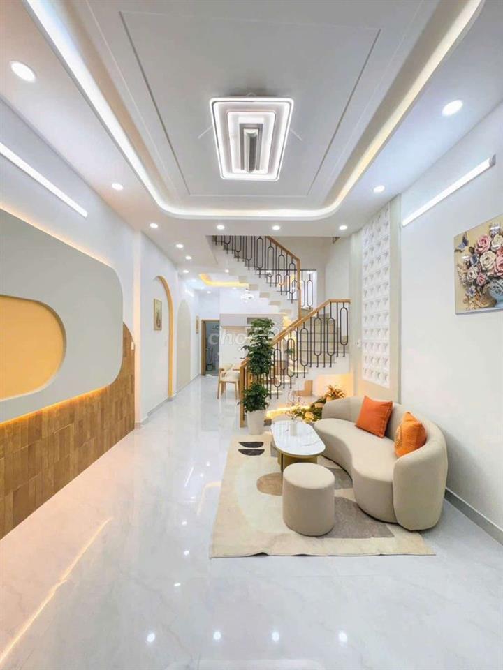 Nhà đường CHIẾN LƯỢC 3x10M đúc 2PN hẻm thông hơn 3 tỷ