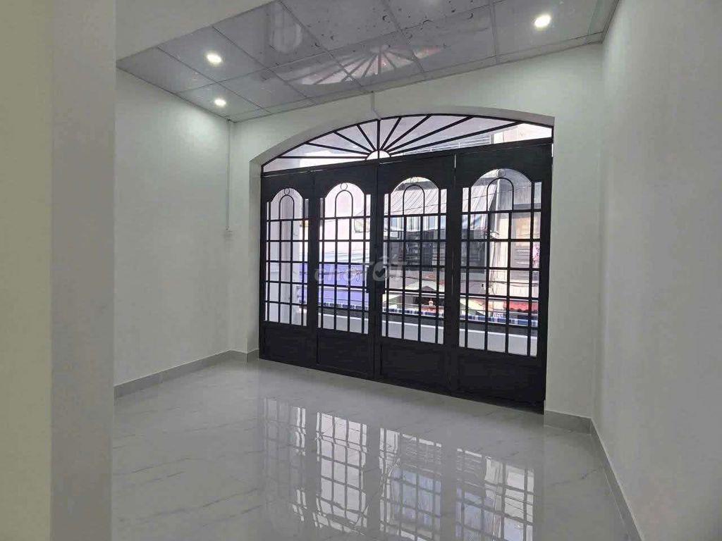 Nhà 1 Sẹc CHIẾN LƯỢC hẻm ô tô 4x11M giá 7.5tr