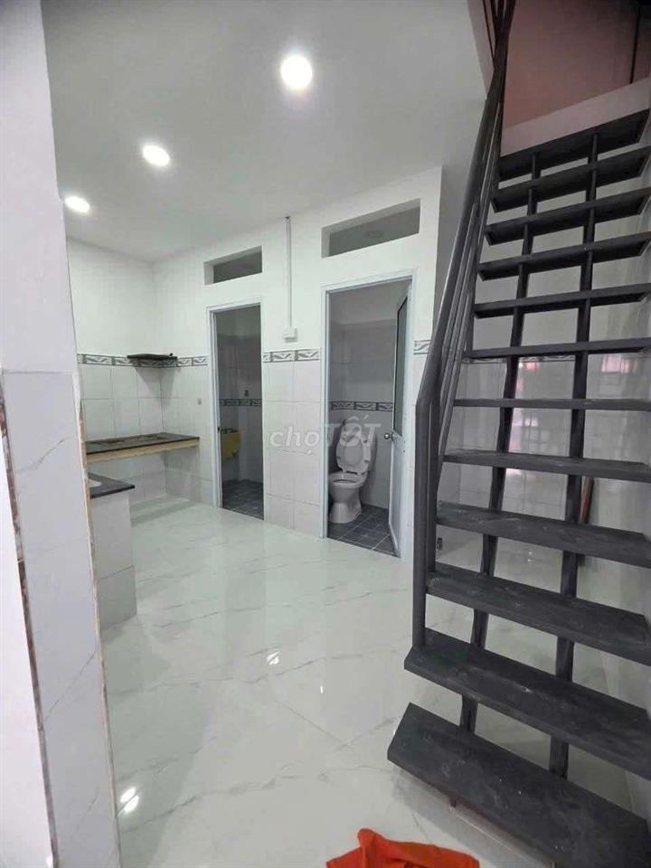 Nhà 1 Sẹc CHIẾN LƯỢC hẻm ô tô 4x11M giá 7.5tr