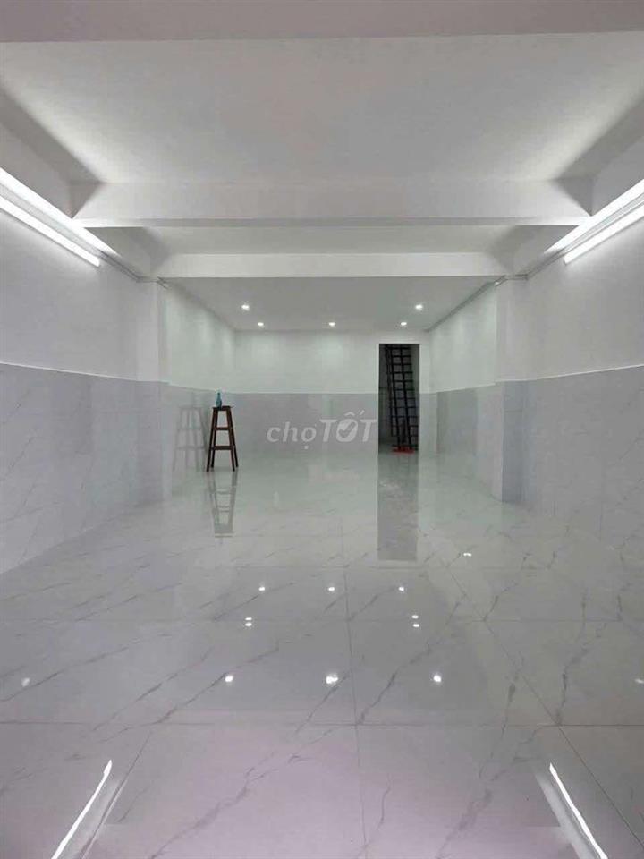 Nhà 1 Sẹc CHIẾN LƯỢC hẻm ô tô 4x11M giá 7.5tr