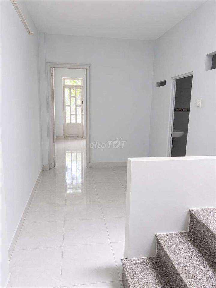 CHO THUÊ NHÀ NGUYÊN CĂN TÂN PHÚ 11TR
- 3 TẦNG - 3PN - BỜ BAO TÂN THẮNG