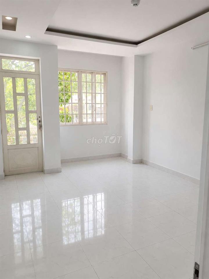 CHO THUÊ NHÀ NGUYÊN CĂN TÂN PHÚ 11TR
- 3 TẦNG - 3PN - BỜ BAO TÂN THẮNG