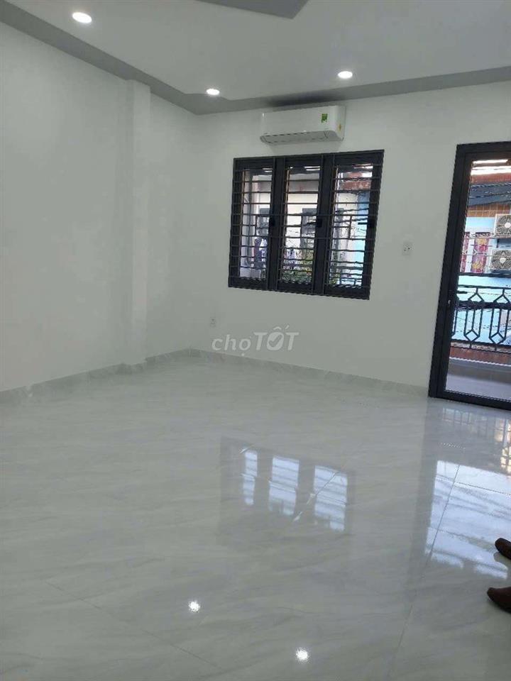 Nhà Cho Thuê, Đình Nghi Xuân, Bình Trị Đông, 2PN, 10TRIEU