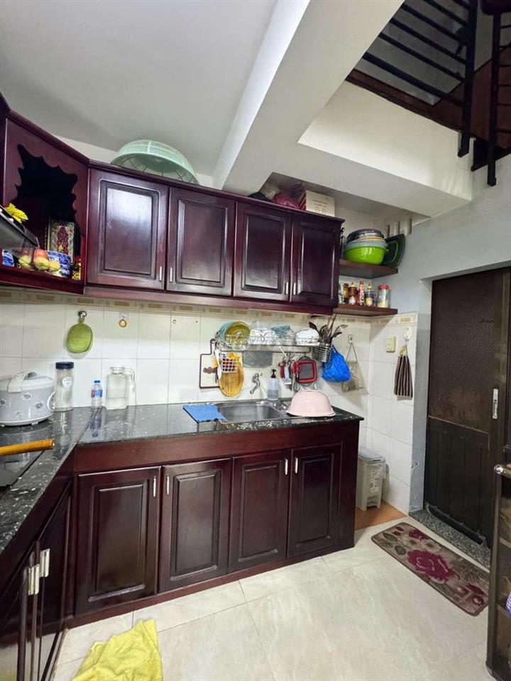 CHO THUÊ NHÀ NC GẦN CHỢ TÂN HƯƠNG - 13TRIEU - 3PN - HẺM 8M