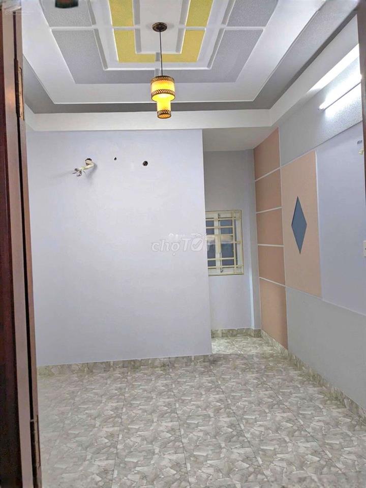 CHO THUÊ NHÀ 1 SẸC TRỊNH ĐÌNH TRỌNG, TÂN PHÚ, 4 TẦNG, 18 TRIÊU, 6PN