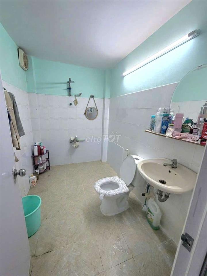 CHO THUÊ NHÀ 8 TRIỆU, BÌNH TRỊ ĐÔNG 1 SEC HẺM XE HƠI, 2PN