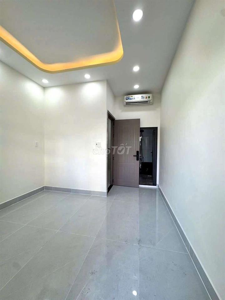 CHO THUÊ NC MẶT TIỀN KINH DOANH LẠC LONG QUÂN - Q11 - 25 TRIỆU - 4PN