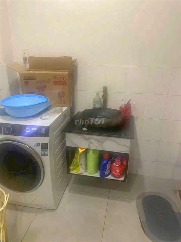 CHO THUÊ NHÀ NGUYÊN CĂN GẦN AEON TÂN PHÚ, 10TRIEU, 2PN, CÓ NỘI THẤT