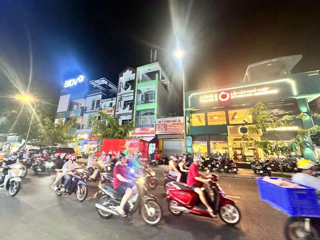 CHO THUÊ MẶT TIỀN KD, TÂN SƠN NHÌ, TÂN PHÚ, 20 TRIỆU, 4×16M