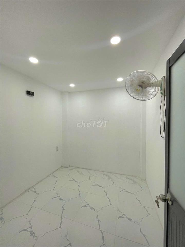 BÁN NHÀ CHIẾN LƯỢC THÔNG MÃ LÒ HƯƠNG LỘ 2 - 2Ty55 - 2PN - 25M2