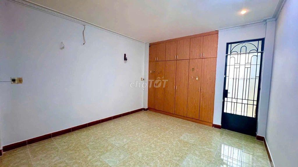 CHO THUÊ NHÀ 1/HUỲNH THIỆN LỘC - 13 TRIEU - 5PN- HẺM XE HƠI