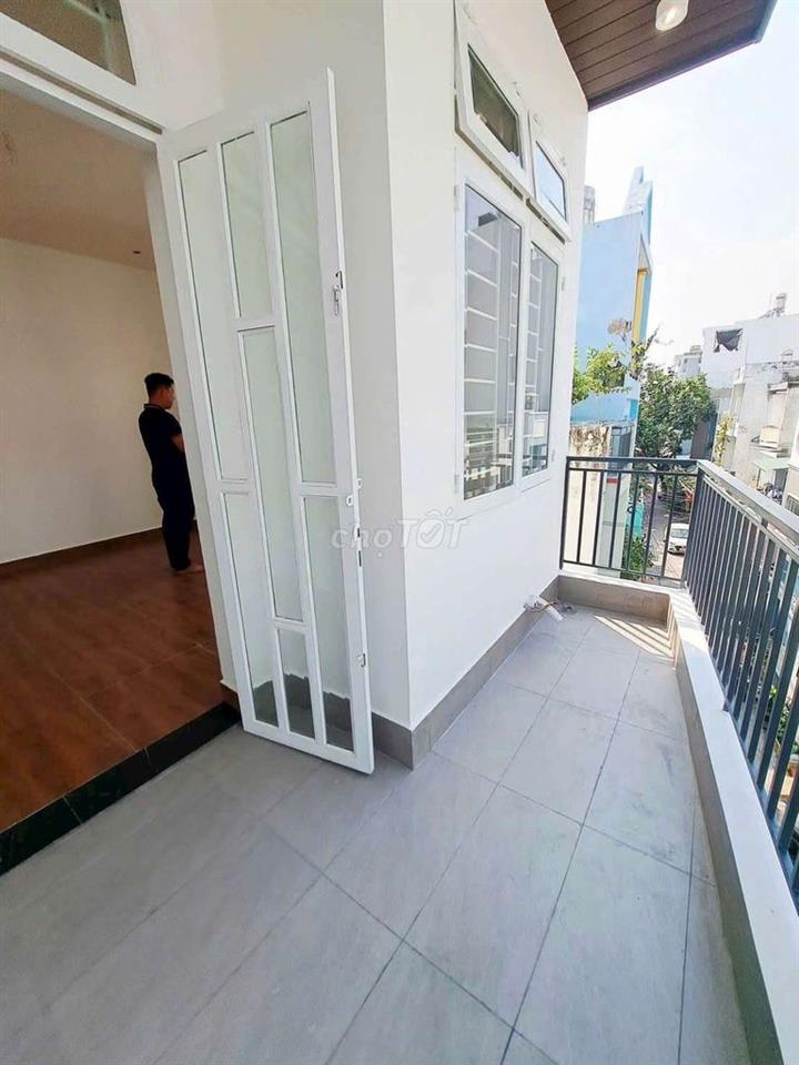 CHO THUÊ NHÀ 2 MT HẺM 688 HƯƠNG LỘ 2 - 4PN - 3 TẦNG - 16TRIEU - HẺMXH