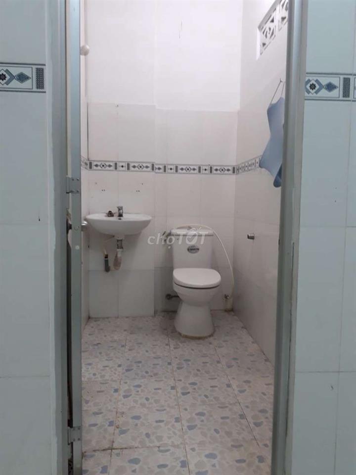 CHO THUÊ NHÀ 225 LÊ VĂN QUỚI - 8TRIEU- 4PN - 2 TẦNG - HẺM XH