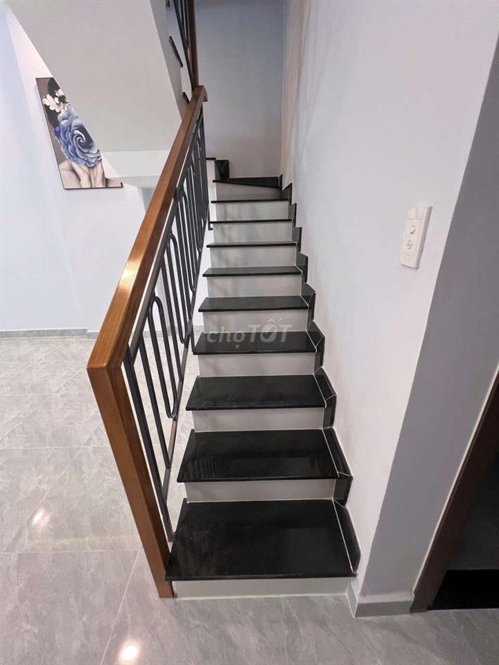 CHO THUÊ NHÀ TÂN SƠN NHÌ - 13TRIEU- 3PN - MỚI TINH- CÓ NỘI THẤT