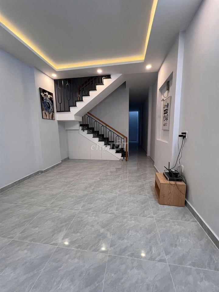 CHO THUÊ NHÀ TÂN SƠN NHÌ - 13TRIEU- 3PN - MỚI TINH- CÓ NỘI THẤT